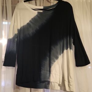 Women's Dark navey and White Tie-Dye Longpast elbow Sleeve Top